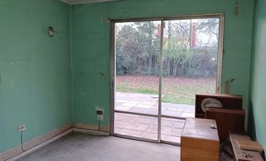 Casa en venta de 7 dorm. Calle Fresia La Florida