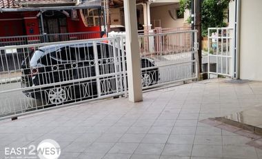 Disewakan Rumah Regency Melati Mas Tangerang Selatan Bebas Banjir Dekat Pintu Tol Kunciran