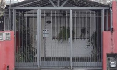 Venta Duplex 3 ambientes patio y cochera - Aldo Bonzi TOMA PERMUTA MAR DEL PLATA