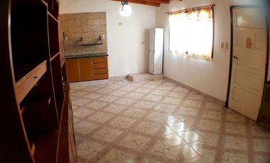 Vendo - Casa - Con Parque Y Cochera