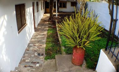 Vendo - Casa - Con Parque Y Cochera