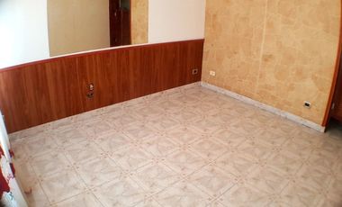 Vendo - Casa - Con Parque Y Cochera