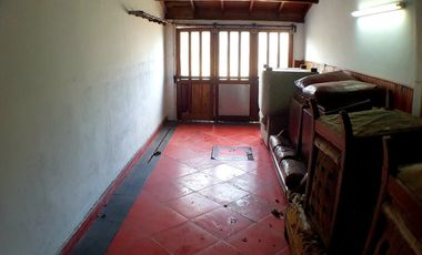 Vendo - Casa - Con Parque Y Cochera