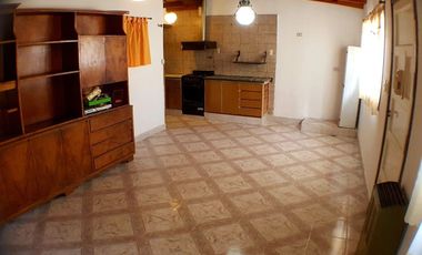 Vendo - Casa - Con Parque Y Cochera