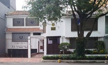 casa en arriendo en santa barbara central-usaquén. Cod A9062675