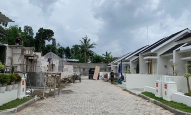 TURUN HARGA LEBIH MURAH RUMAH MINIMALIS 6 KM DARI CANDI PRAMBANAN