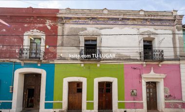 Casa en venta en el centro de San Pedro Cholula, Puebla. A dos calles del zócalo.