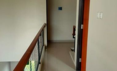 Rumah Ciputat Dekat Kampus UT Siap Huni