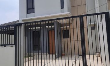 Rumah Ciputat Dekat Kampus UT Siap Huni