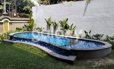 RUMAH SEMI VILLA DI MOH YAMIN RENON DENPASAR, BALI