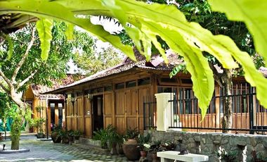 RUMAH GALERY ETNIK DEKAT KERATON JOGJA