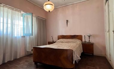 Chalet de 3 AMBIENTES en venta