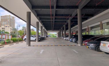 local en arriendo en el golf. Cod A88379