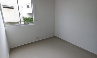 apartamento en arriendo en conjunto residencial altagracia piso 2. Cod A14084