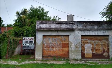 CHALET EN VENTA A RECICLAR CON LOCAL