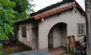 CHALET EN VENTA A RECICLAR CON LOCAL