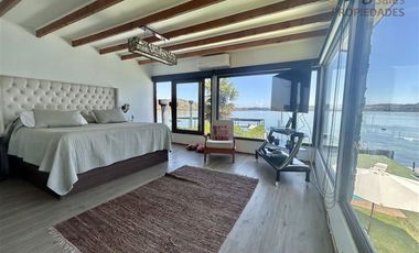 Piscina Quincho Orilla Lago Privado y en Condominio