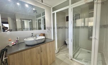 Piscina Quincho Orilla Lago Privado y en Condominio