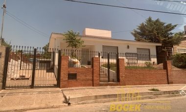 Vende casa en Villa Carlos Paz