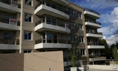 Edificio de categoría, Bv. Evita esquina Rivadavia, Moreno, exclusivas unidades.