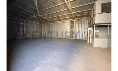 Excelente  Terreno con 10 Galpones  en Quilpué