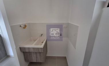 COD. 6226 - SE ARRIENDA APARTAMENTO - BARRIO: CALLE 200