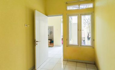 Rumah SHM Hadap Timur 14 Menit ke Gerbang Tol Cimanggis J-35614