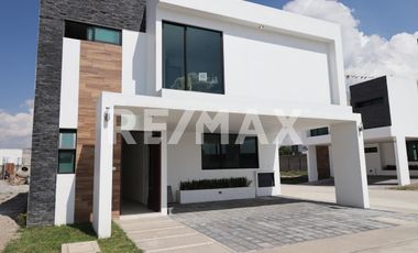 VENTA DE CASA EN MEXICALTZINGO 