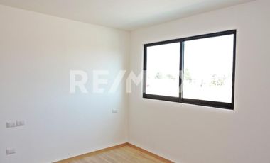 VENTA DE CASA EN MEXICALTZINGO 