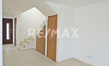 VENTA DE CASA EN MEXICALTZINGO 