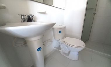 apartamento en arriendo en conjunto santo domingo piso 10. Cod A13850