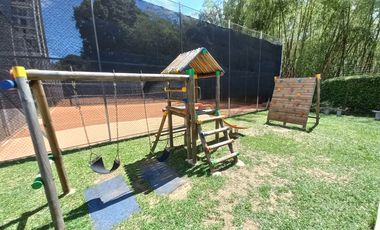 apartamento en arriendo en conjunto santo domingo piso 10. Cod A13850