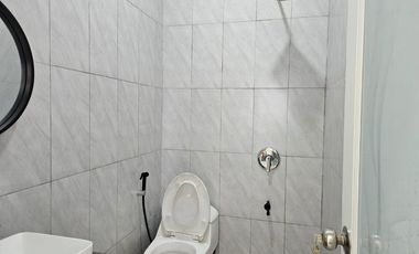 Rumah 2 Lantai Full Renov Di Harapan Indah 1