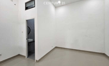 Rumah 2 Lantai Full Renov Di Harapan Indah 1