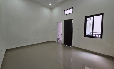 Rumah 2 Lantai Full Renov Di Harapan Indah 1