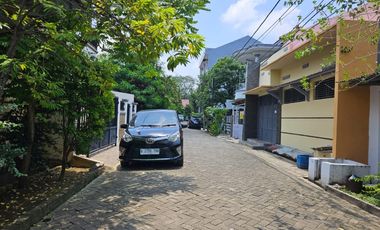 Rumah 2 Lantai Full Renov Di Harapan Indah 1