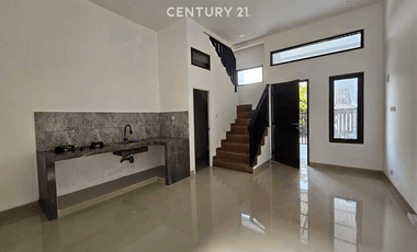 Rumah 2 Lantai Full Renov Di Harapan Indah 1