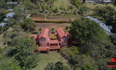 casa en arriendo/venta en llanogrande. Cod A6183