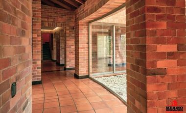 casa en arriendo/venta en llanogrande. Cod A6183