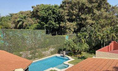 Casa en Fraccionamiento en Tabachines Cuernavaca - LPI-5-Fr