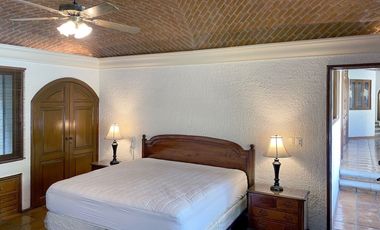 Casa en Fraccionamiento en Tabachines Cuernavaca - LPI-5-Fr