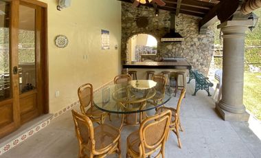 Casa en Fraccionamiento en Tabachines Cuernavaca - LPI-5-Fr
