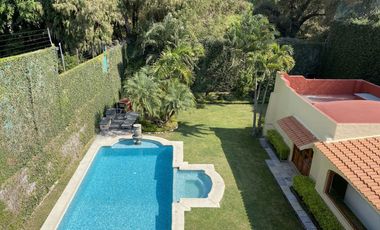 Casa en Fraccionamiento en Tabachines Cuernavaca - LPI-5-Fr
