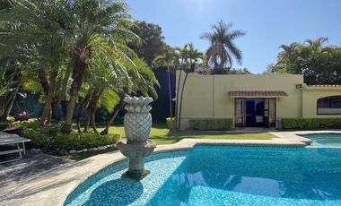 Casa en Fraccionamiento en Tabachines Cuernavaca - LPI-5-Fr