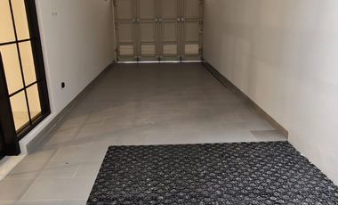 Di Sewa Rumah Bagus lokasi di Jl Terogong, cilandak, Jakarta Selatan