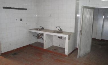 Galpón en Alquiler en Sarandí, Avellaneda, Buenos Aires