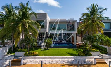 Casa en Venta en Avenida Puerto Cancun