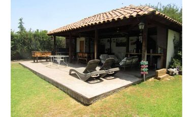 CHICUREO PONIENTE - LINDA CASA CHILENA 2 PISOS