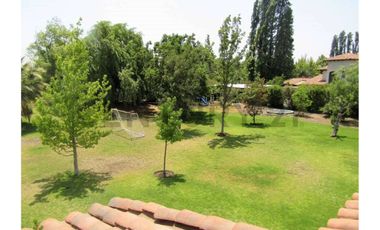 CHICUREO PONIENTE - LINDA CASA CHILENA 2 PISOS