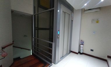 oficina en arriendo en la cabrera. Cod A51827